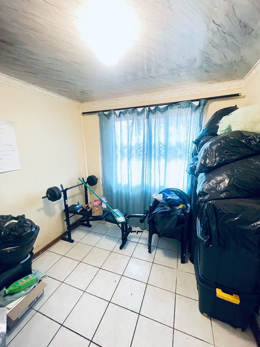 3 Bedroom Property for Sale in Roodepan Northern Cape